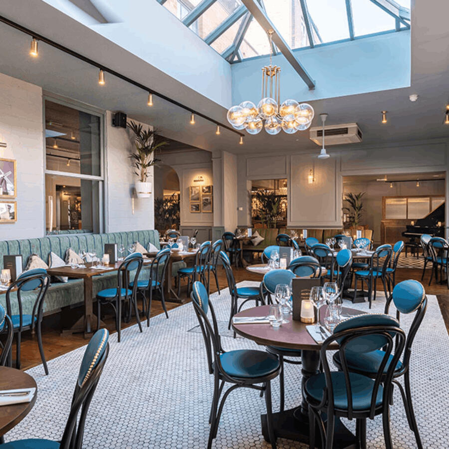 Browns Bar & Brasserie